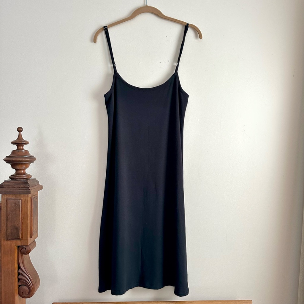 Bleusalt The Shorter Slip Dress In Black